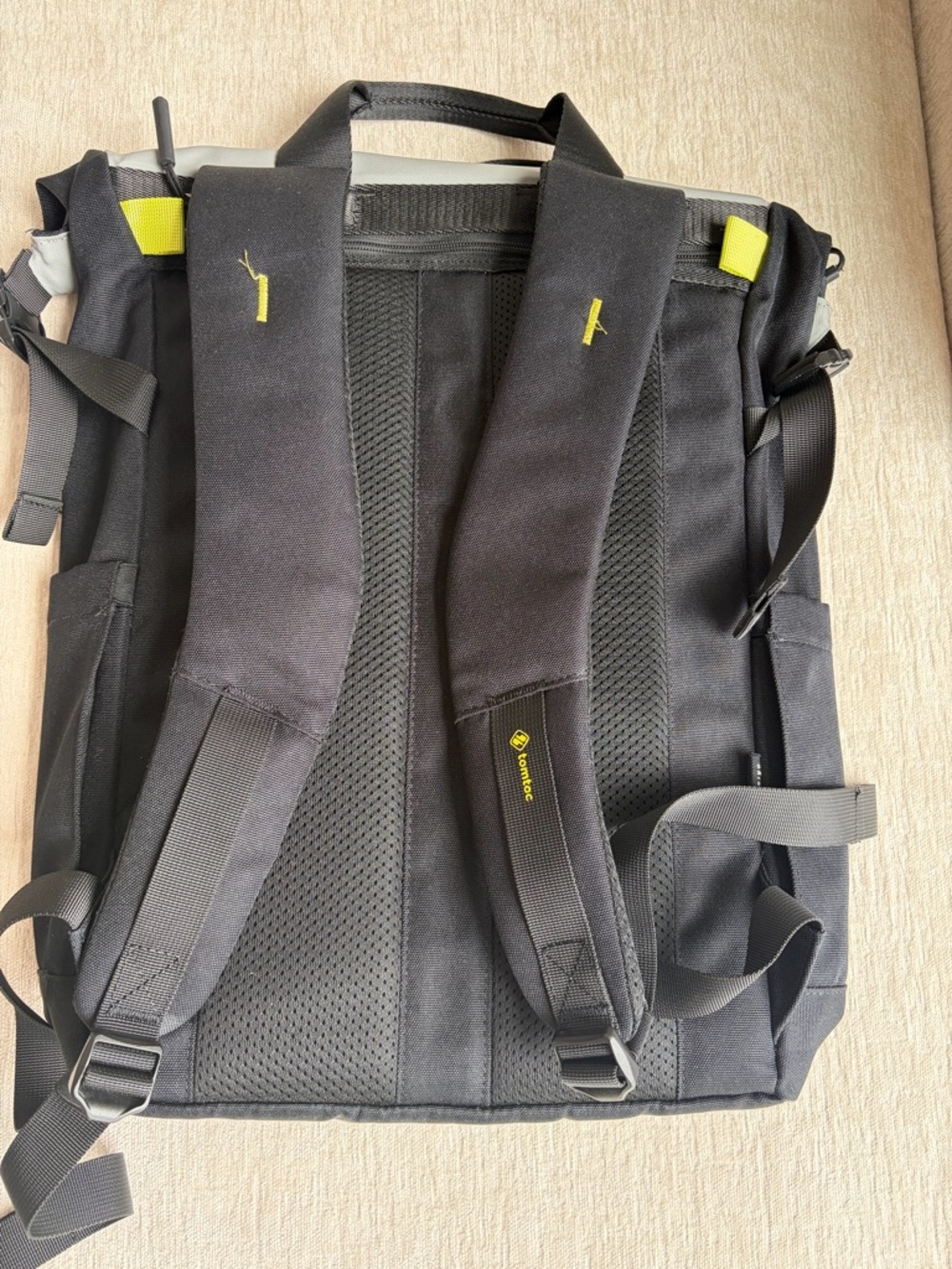 tomtoc Rolltop Laptop Backpack Gray Black Waterproof Travel Bag - Picture 2 of 8